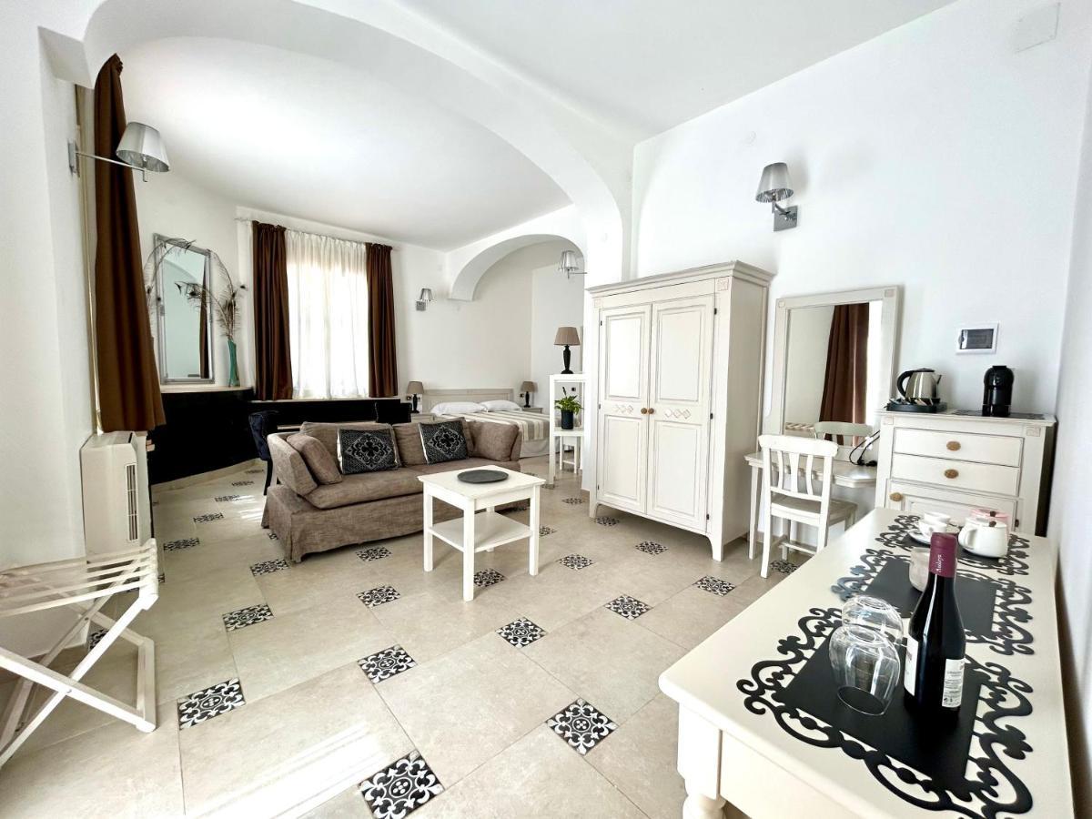 פולה Villa Cavalieri Country Hotel מראה חיצוני תמונה