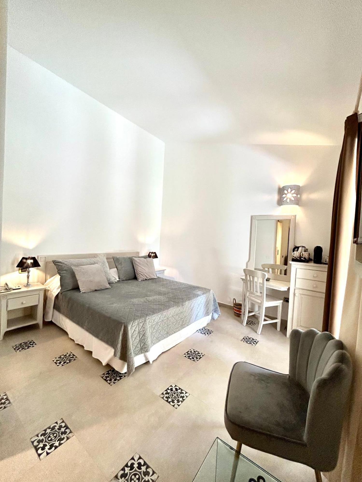 פולה Villa Cavalieri Country Hotel מראה חיצוני תמונה