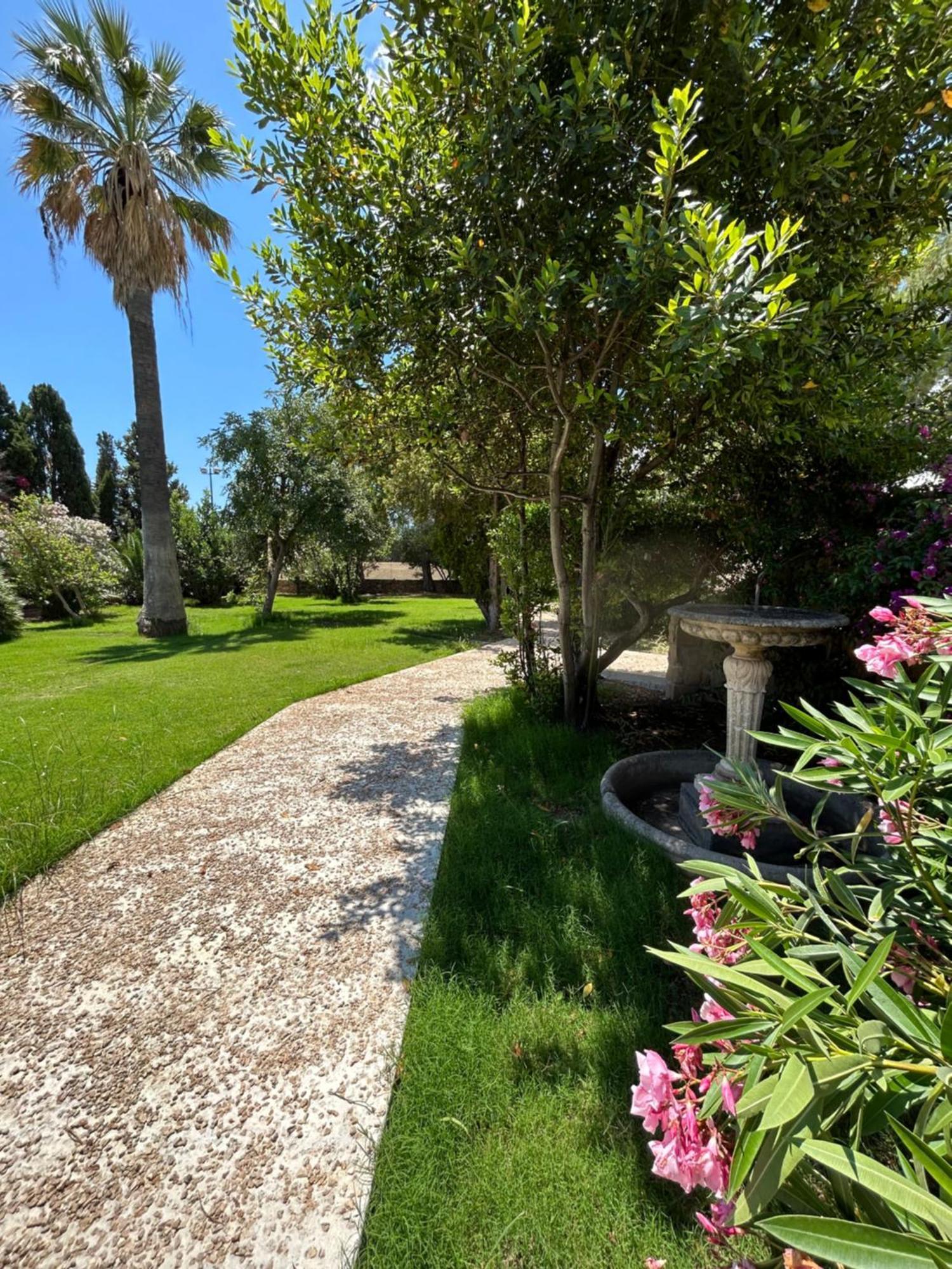 פולה Villa Cavalieri Country Hotel מראה חיצוני תמונה